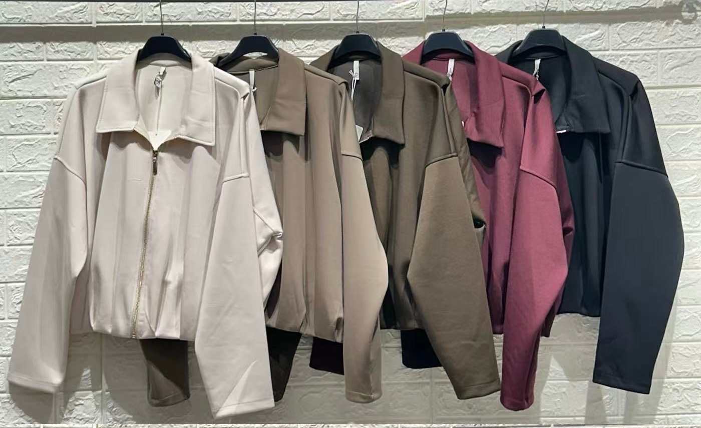 Tuta giacca con cerniera color diverso - SUNTIMEMODA