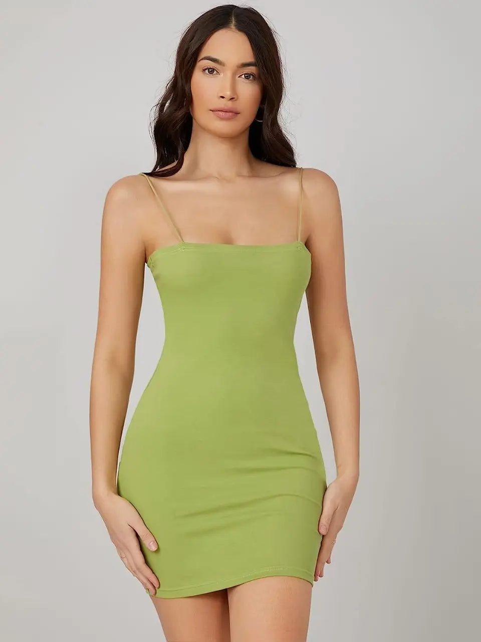 Abito elasticizzato aderente verde - SUNTIMEMODA