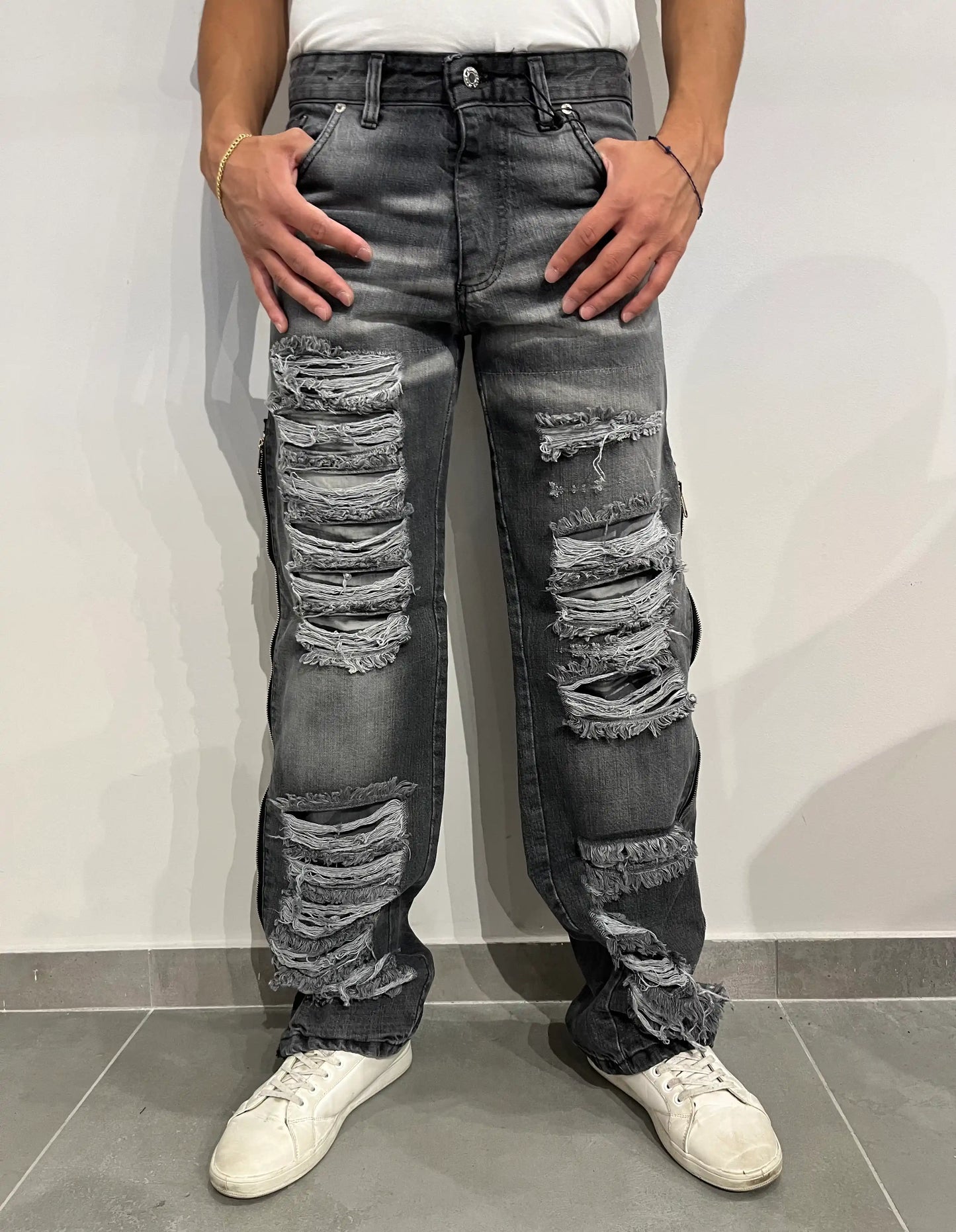 Baggy nero Jeans larghi con buchi, cerniera decorativa sul lato, dritti - SUNTIMEMODA
