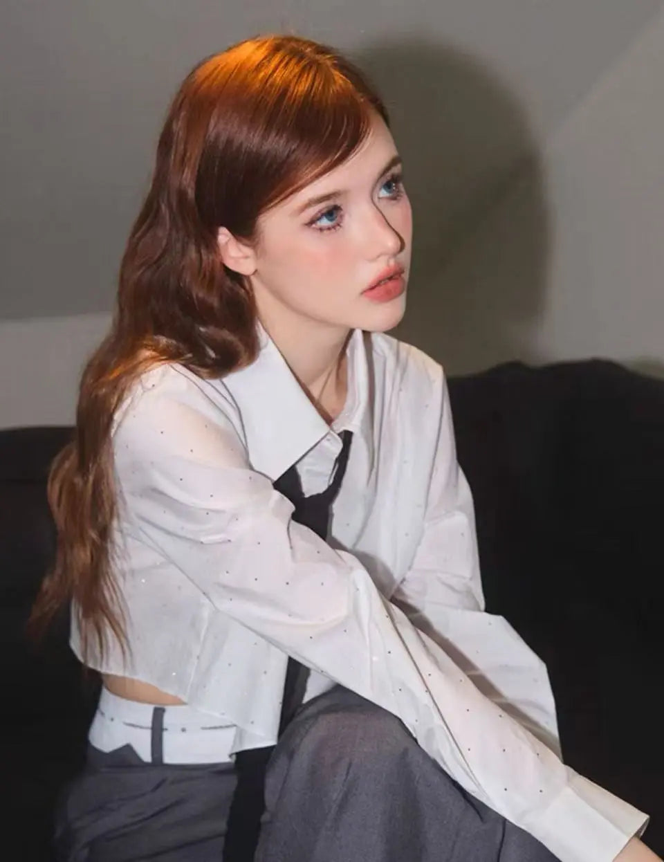 Camicia bianco corta con paillettes - SUNTIMEMODA