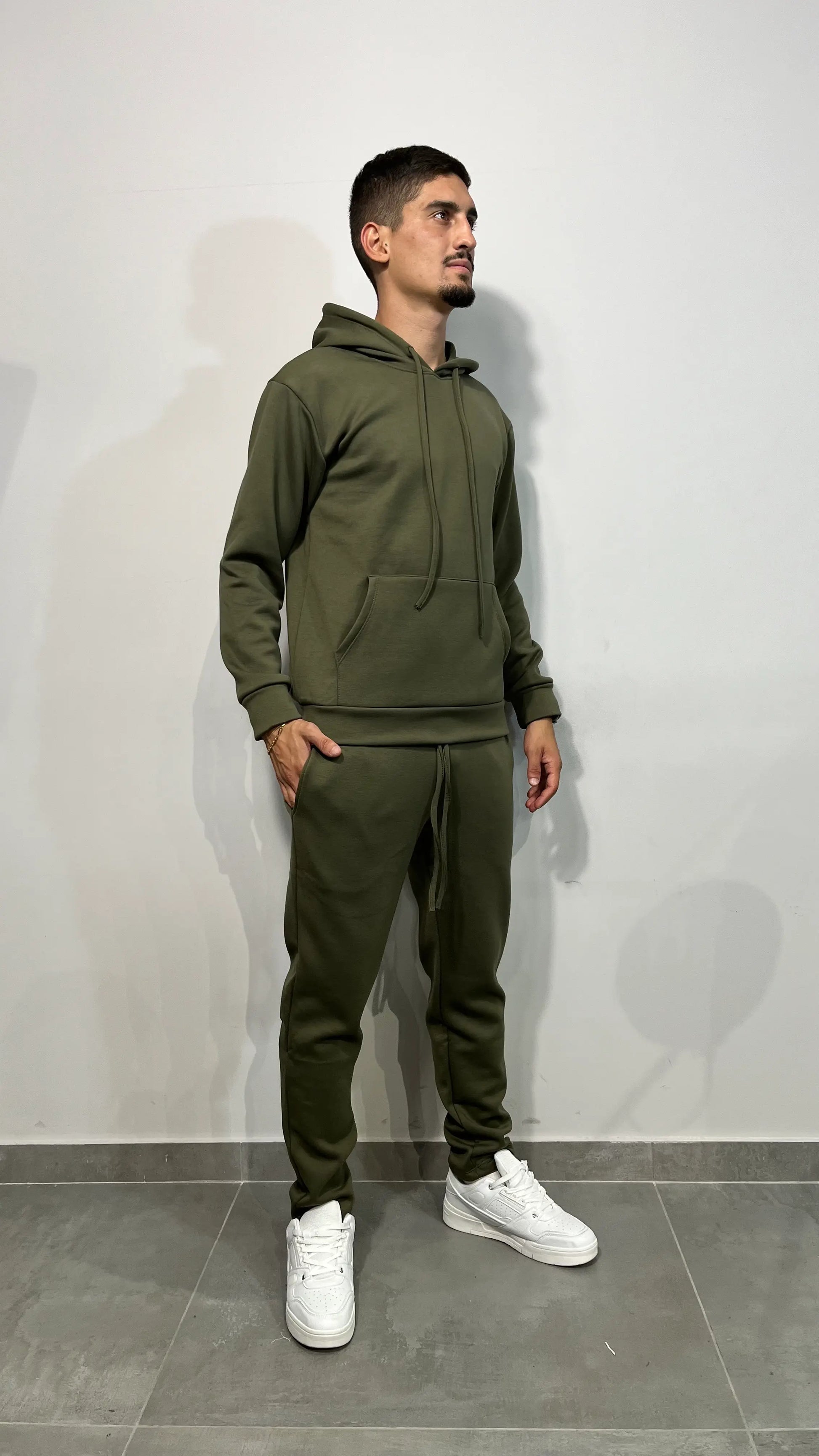 Felpe e pantaloni venduti separatamente VERDE - SUNTIMEMODA