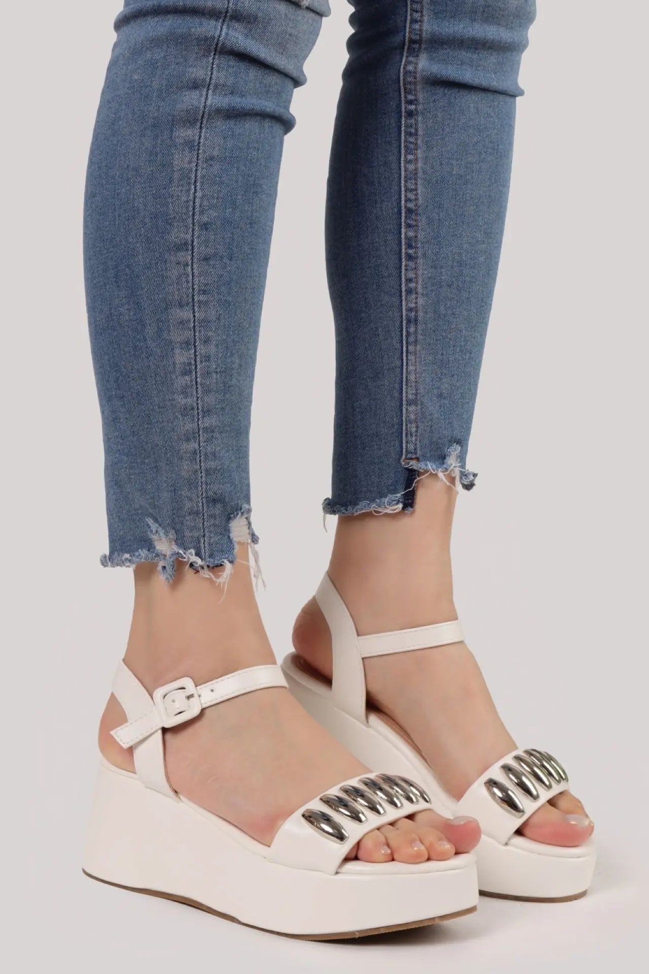 Sandali con Suola Spessa - SUNTIMEMODA