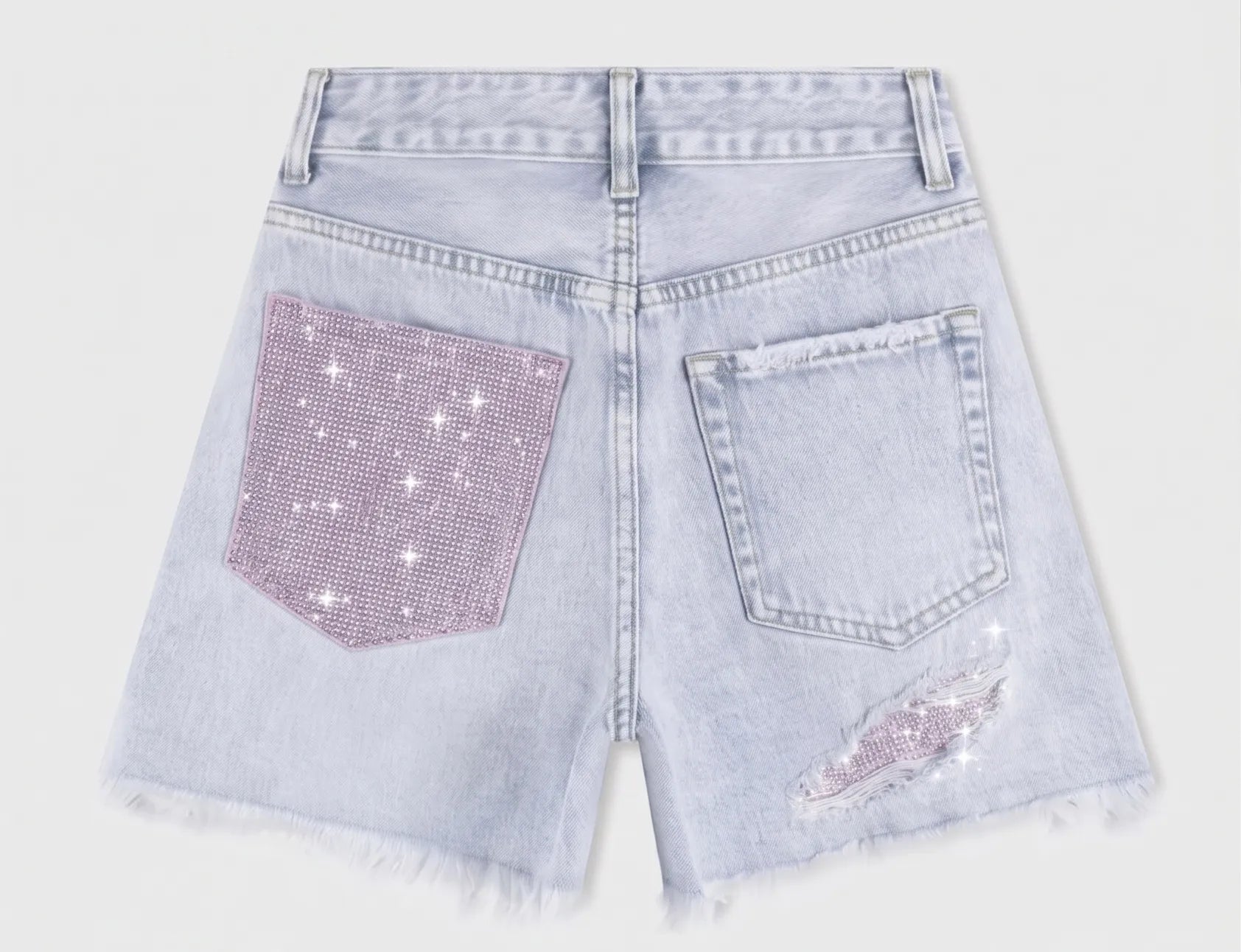 Shorts denim donna con tasca decorata con strass e dettagli usurati - SUNTIMEMODA