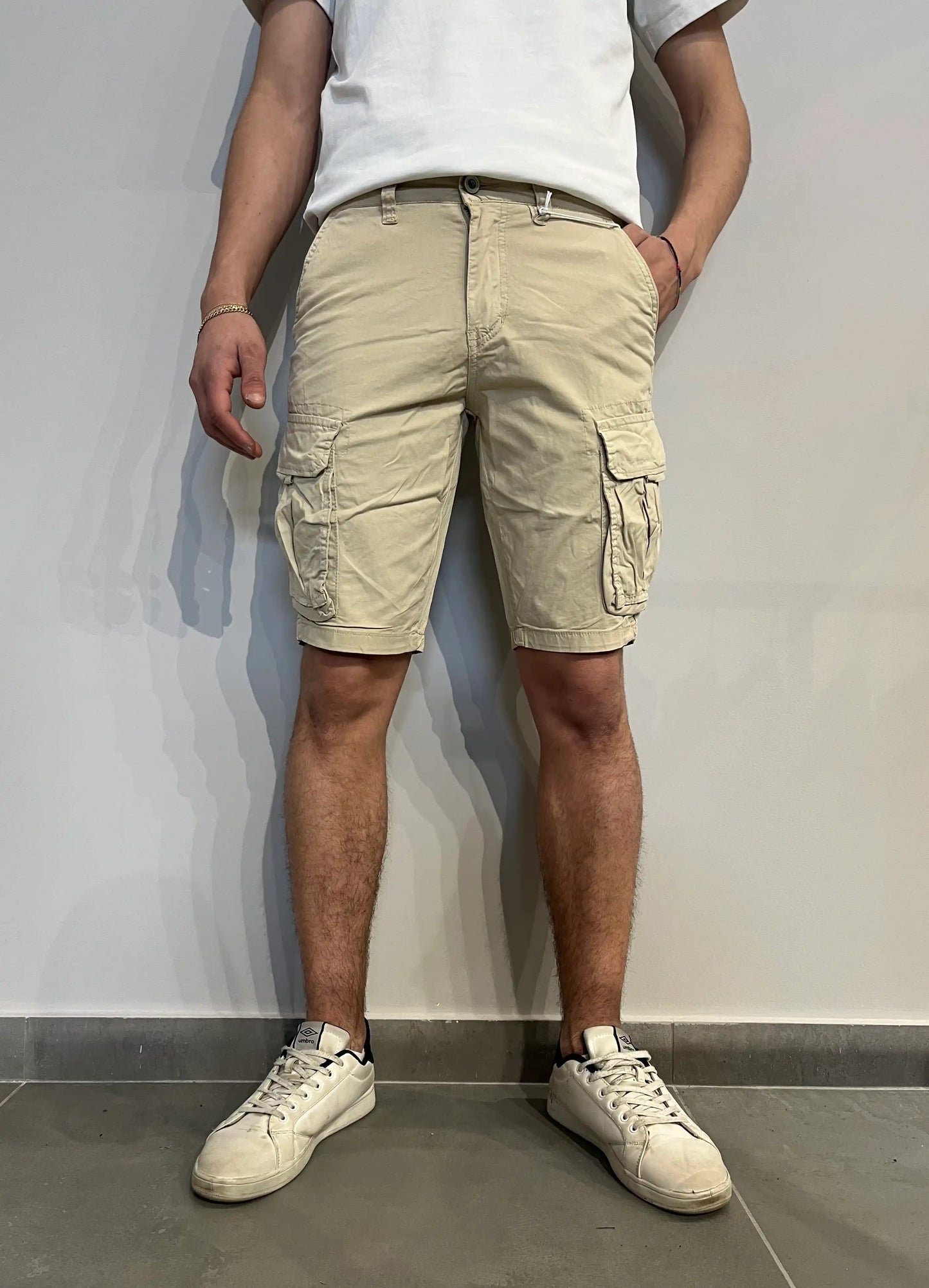 ZETA Cargo pantaloncini Tasche multiple beige - SUNTIMEMODA