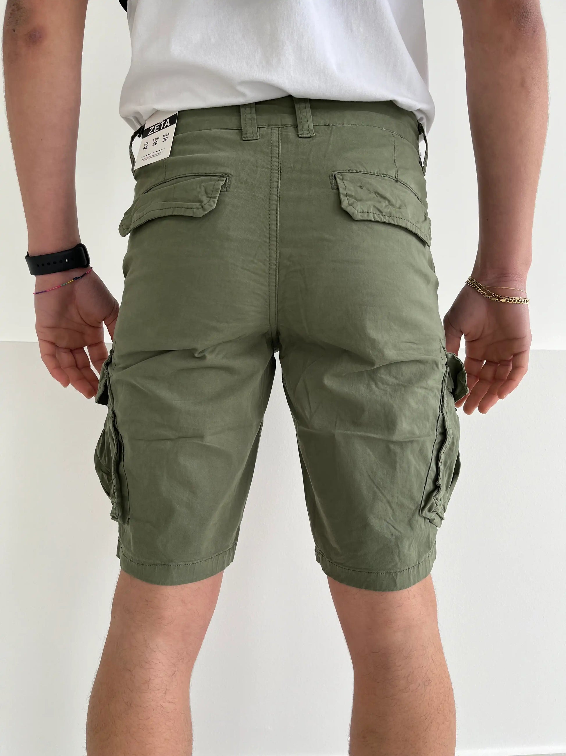 ZETA Cargo pantaloncini Tasche multiple verde - SUNTIMEMODA