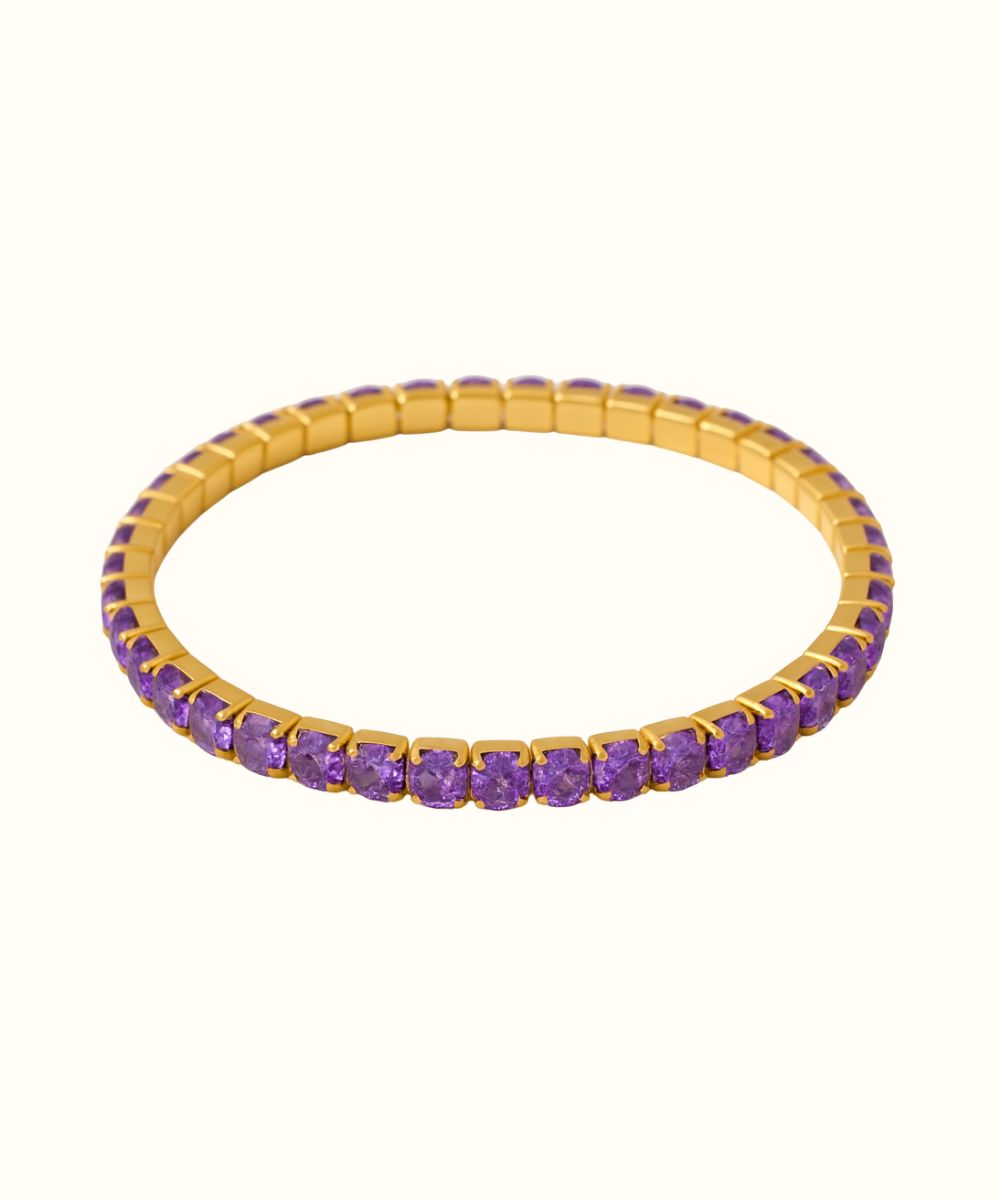 Dettaglio del Bracciale Glow che mostra la brillantezza delle pietre e la qualità del design versatile - Suntime Moda